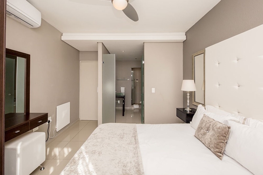 1 Bedroom Property for Sale in Bloubergstrand Western Cape